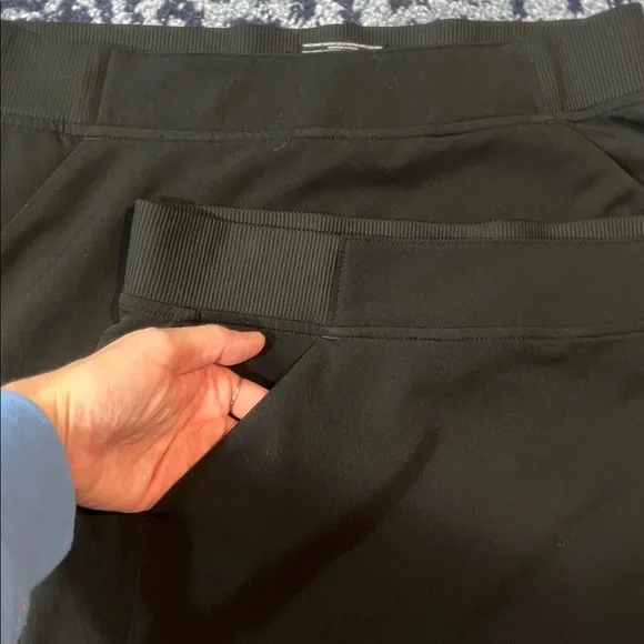 SET OF 2! 32 Degrees Ladies Black Golf Skort w/pockets and built in shorts! Sz S - Picture 3 of 4